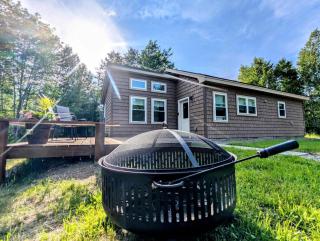 NEW 2BR house 5 min to restaurants hiking 1dog ok - 3