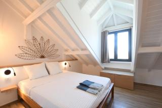 Blue Alamanda 2BR with beach view in Orient Bay - 1