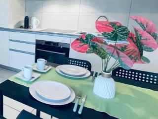 Balerna Swiss Apartment by RentuGoo Travel - 7