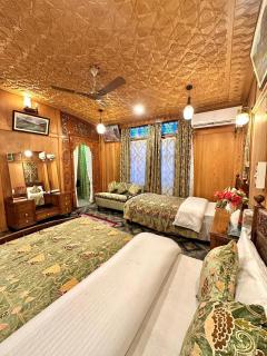 HB freedom 2 group of houseboats - 2