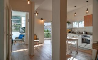 Refined Gordon Apartment With Balcony By Feelhome - 3