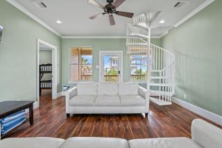 Spacious Beach Retreat Sleeps 25 Perfect for Families Groups - 5
