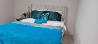 Near YVR&Metro 2nd Floor Seperate Entrace 3Bedrooms&2Bathrooms Cozy Home - 9