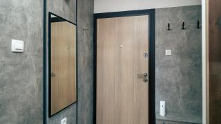Riverside Retreat Lux Apartment - 9