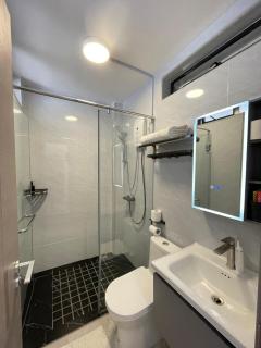 Studio Suite Emerald Nook - 7