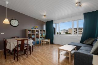 Reykjavík 2BR Apartment Balcony Free Parking - 0