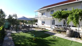 Holiday Home Dino by Villas Guide - 1