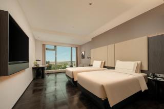 Atour Hotel Guangzhou South Railway Station East Plaza - 5