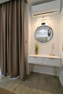Platanos Luxury Rooms - 2