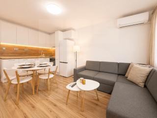 Modern and Peaceful 1BR near Sea Garden - 2