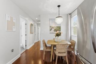 The Cottage Nook l Mins to DNTN l Dogs OK - 1