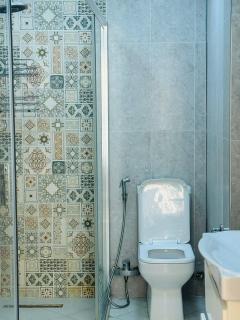 2Bath & 2 Bedroom Apartment Nearby Metro - 2