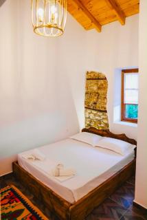 Stone Villa Berat - 9