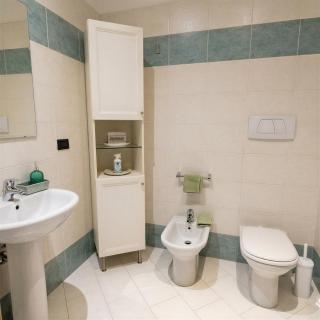 Bilocale con Terrazzo e BOX AUTO su Richiesta - 2