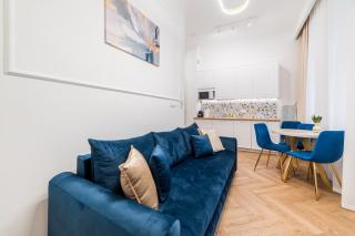 Nowowiejskiego Downtown Deluxe Apartment by BookingHost - 0