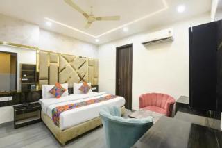 FabHotel D Crown - Nr Ashok Vihar - 1
