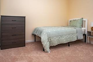 NEW Home with excellent location in Atlanta GA - 5