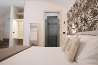 Montesantogroup Amalfi Room - Naples - 8