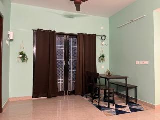 Little Leaf 1BHK near Moggapair - 6