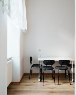 Fresh n Spacious 2BD Apartment in Margareten Wien - 7