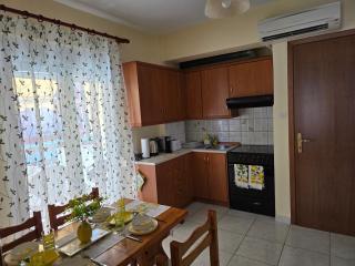 The Lemon House - 7