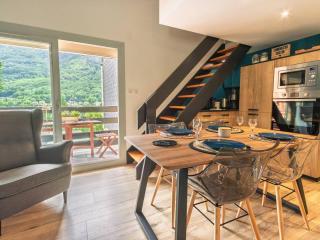 Appartement neuf 6 pers, balcon, parking à Cauterets - FR-1-812-49 - 2