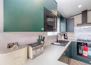 Ladera Retreat Lodges - Eaton - 4