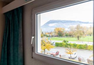 B&B HOTEL Grenoble Université 2 - 6