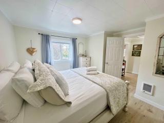 Bungalow on Mill - 5
