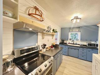 Bungalow on Mill - 1