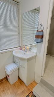 Private Guest Studio House, Separate Entry - 2