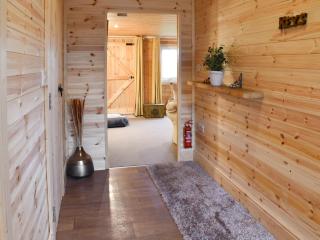 Algwen Cabin - 1