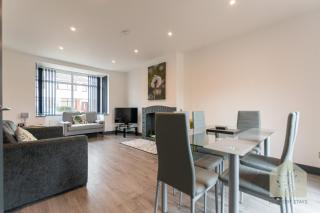 Green View House-3BR House in Greater Manchester! - 8