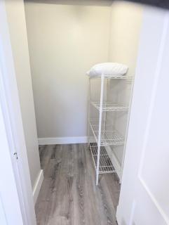 newly renovated 2BD, 10-minute walk to the beach - 7