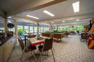 Golden Oak Lodge by Stony Brook Cabins - 2