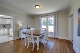 Charming Home 1/2 Mi Walk to Downtown Lee's Summit - 1