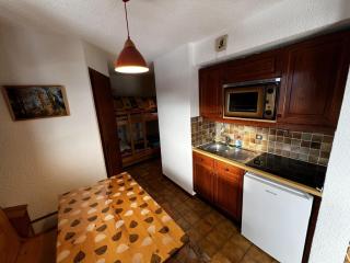 Appartement 2 Pièces pour 4 Pers. avec Balcon et Parking à Châtel - FR-1-676-101 - 0
