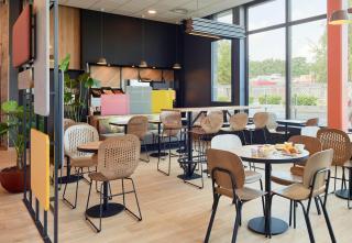 B&B HOTEL Paris Clichy-sous-Bois 3 étoiles - 9