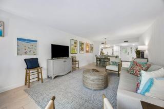 2080 Beach Wood - 3