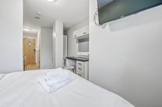 Budget Double Studio Room in Central Nottingham - 5