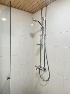 City Center Apartment - Free Wifi - Qeen Bed - 3
