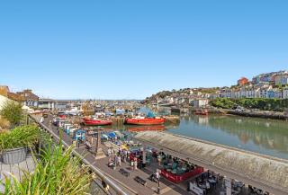 Harbour View at Number 11 - 2