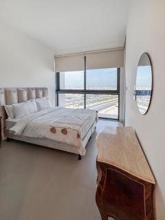 1BR in Marrasi Al Bahrain Direct mall access - 7