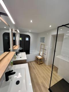 Chez Hugo - 6