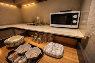 Cozy Corner I Modern 1BHK I Near Medanta - 3
