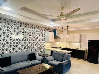 Royal stay Bahria Phase 1 - 5