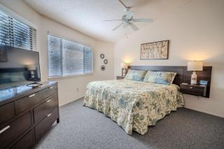 Lakefront Bungalow with Community PoolHot Tub #9 - 7