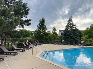 3 bedroom with Free parking close to ORD airport - 0