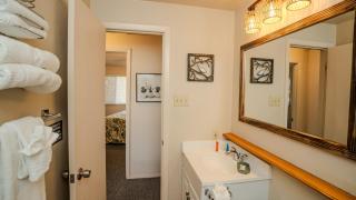 Lakefront Bungalow - Community PoolHot Tub #11 - 3