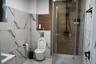 Skylark Apartments - 7